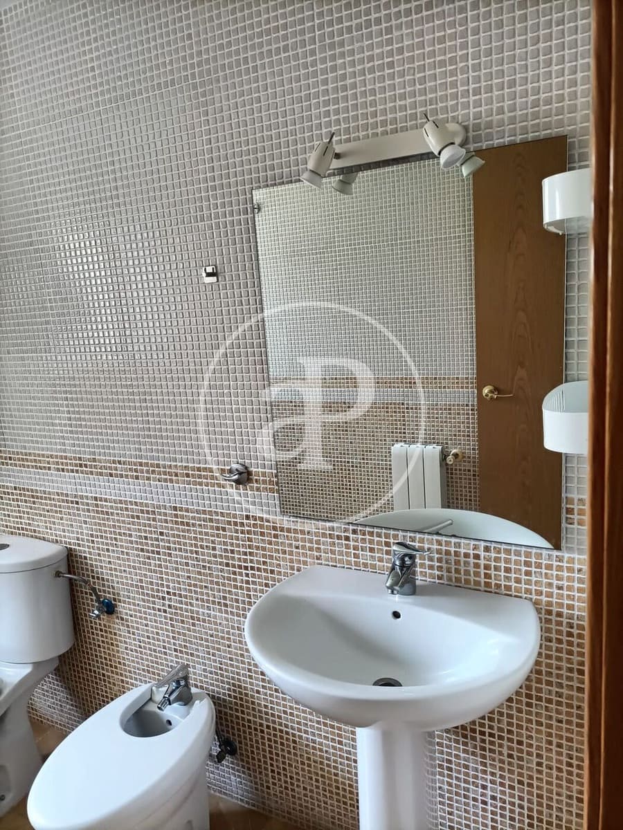 3 quarto Apartamento para arrendar em Almenara com piscina - 1 500 € (Ref: 9645111)