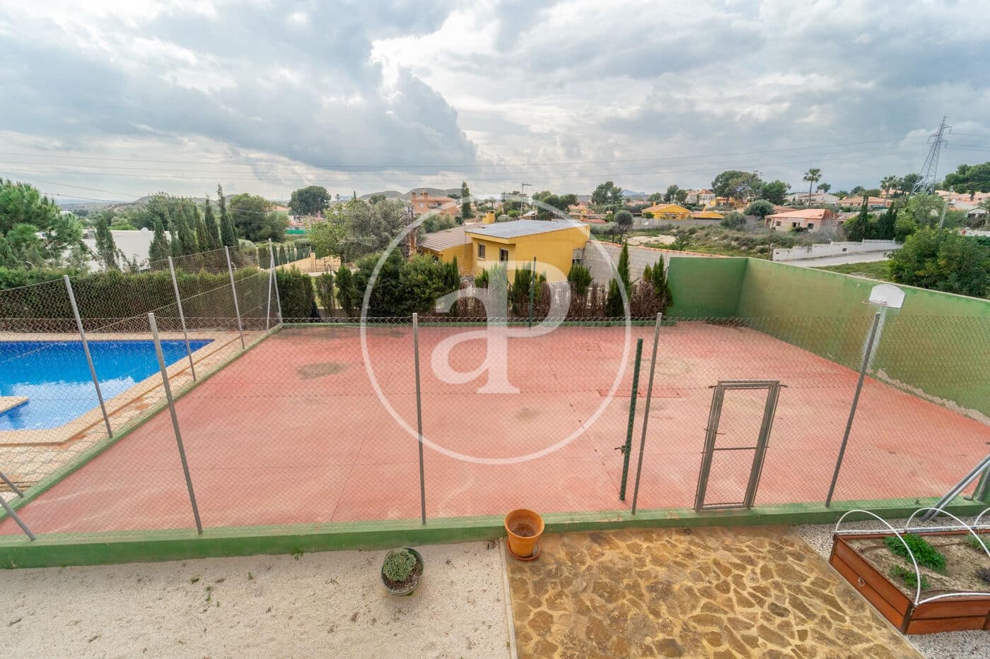 5 bedroom Villa for sale in Muchamiel / Mutxamel with pool - € 498,000 (Ref: 9645113)