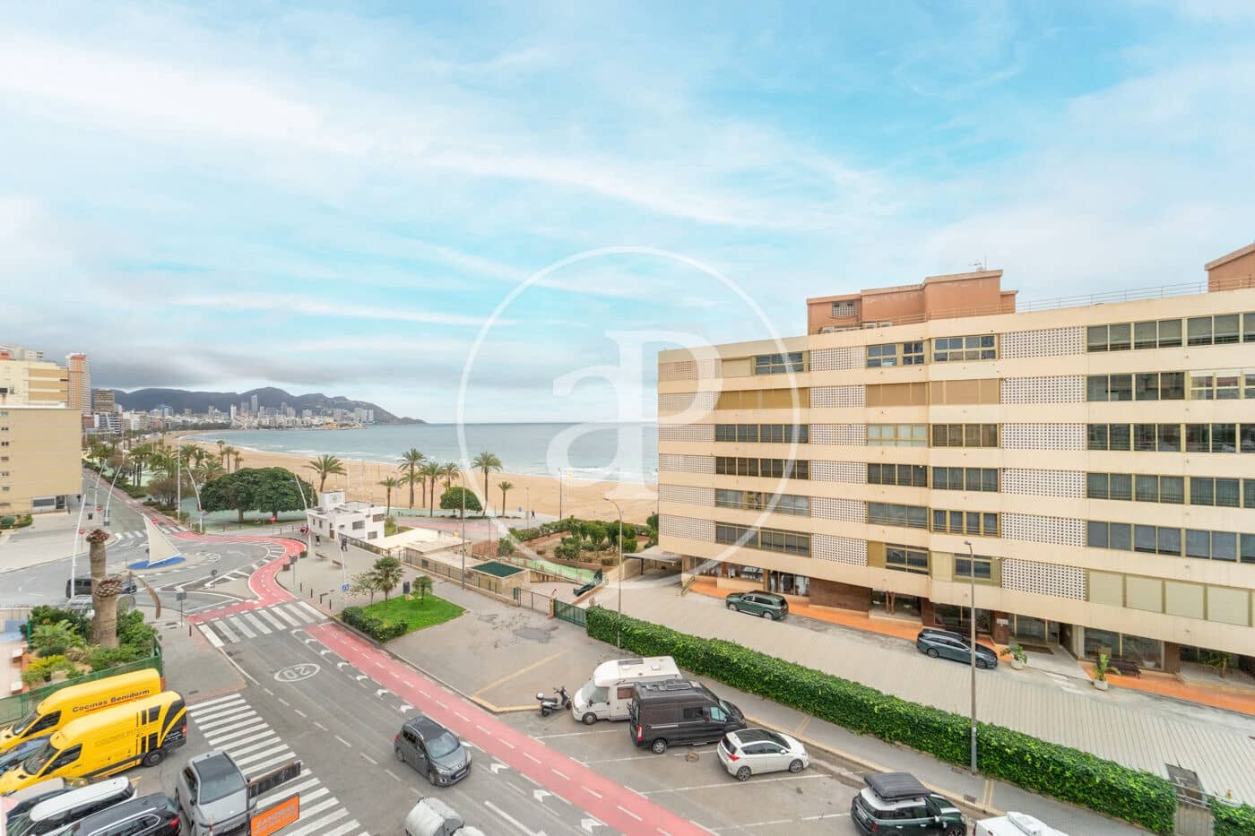 2 bedroom Apartment for sale in Benidorm - € 350,000 (Ref: 9645114)