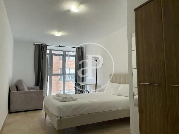 4 camera da letto Appartamento da affittare in Valencia citta - 1.500 € (Rif: 9648250)