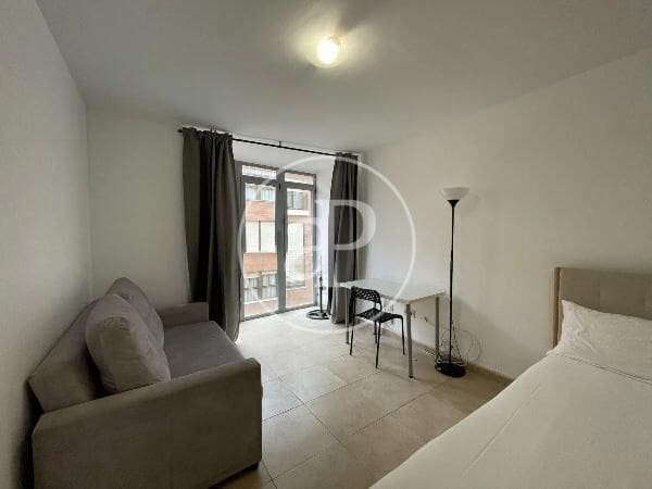 4 camera da letto Appartamento da affittare in En Corts, Valencia città - 1.500 € (Rif: 9648250)