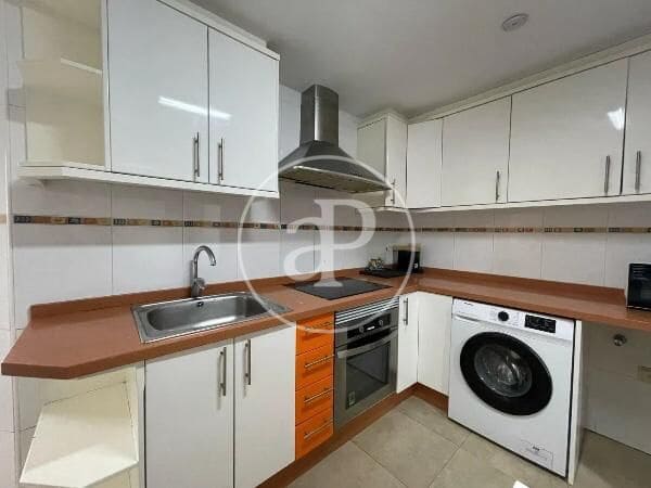 4 camera da letto Appartamento da affittare in Valencia citta - 1.500 € (Rif: 9648250)