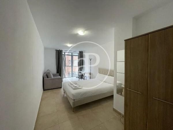 4 camera da letto Appartamento da affittare in En Corts, Valencia città - 1.500 € (Rif: 9648250)