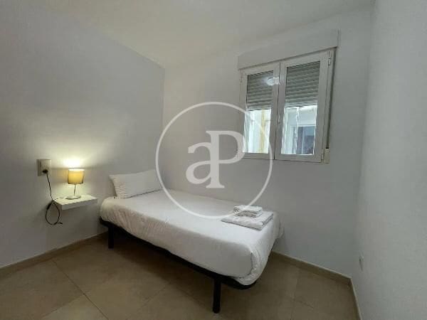 4 camera da letto Appartamento da affittare in Valencia citta - 1.500 € (Rif: 9648250)