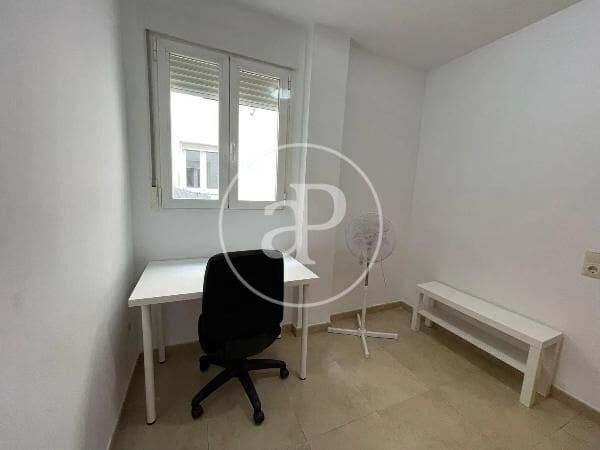 4 camera da letto Appartamento da affittare in Valencia citta - 1.500 € (Rif: 9648250)