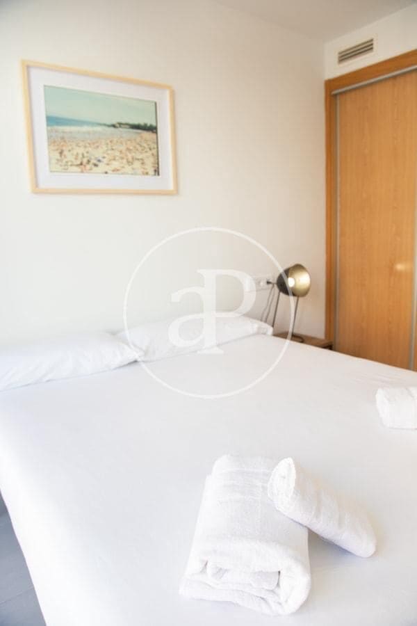 Apartamento de 2 habitaciones en València ciudad en alquiler - 1.500 € (Ref: 9648251)