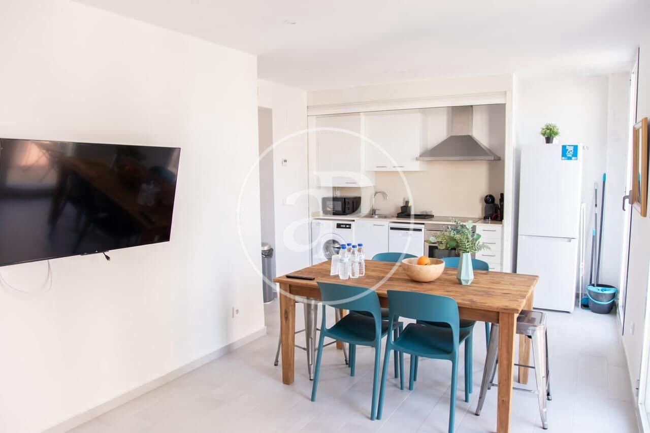 Apartamento de 2 habitaciones en València ciudad en alquiler - 1.500 € (Ref: 9648251)