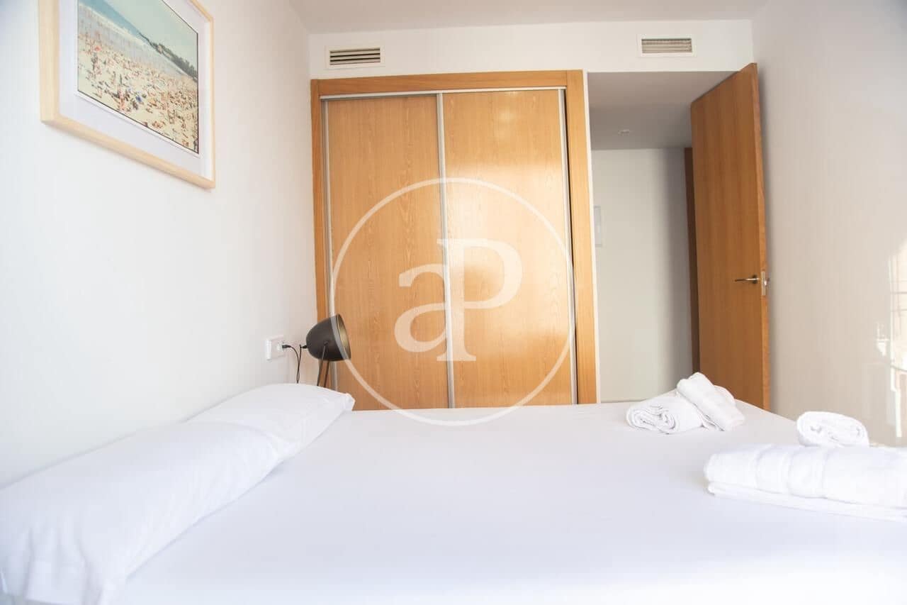 Apartamento de 2 habitaciones en València ciudad en alquiler - 1.500 € (Ref: 9648251)