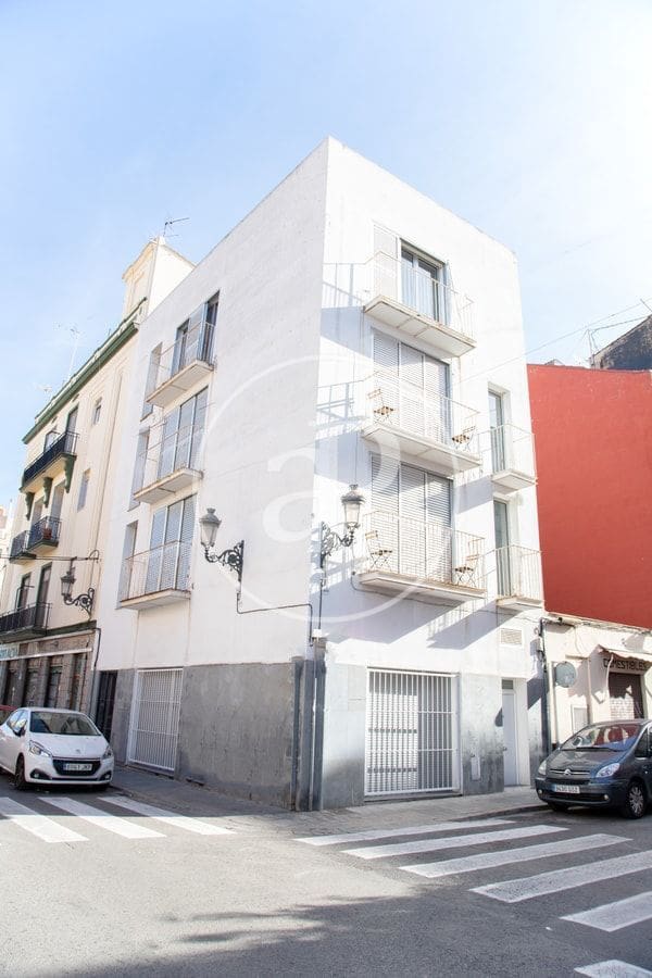Apartamento de 2 habitaciones en València ciudad en alquiler - 1.500 € (Ref: 9648251)