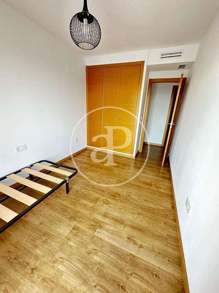 Apartamento de 3 habitaciones en València ciudad en alquiler con piscina - 2.500 € (Ref: 9648253)