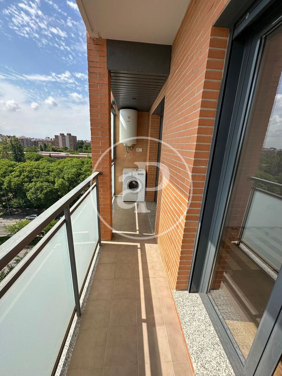 Apartamento de 3 habitaciones en València ciudad en alquiler con piscina - 2.500 € (Ref: 9648253)