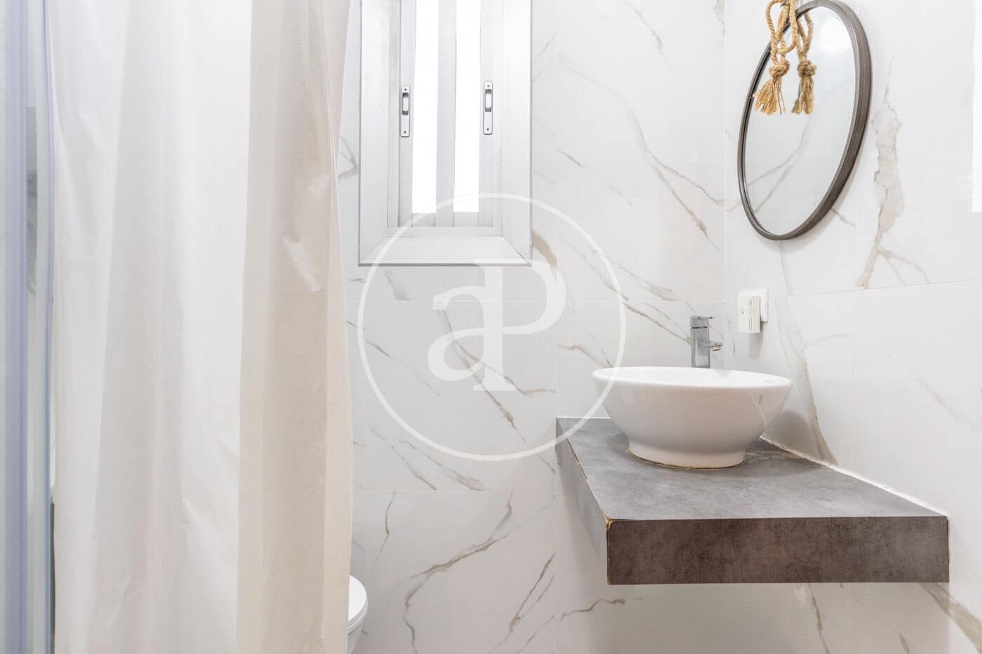 4 sovrum Lägenhet till salu i Valencia stad - 349 000 € (Ref: 9648255)