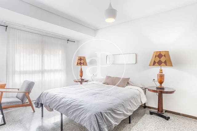 4 sovrum Lägenhet till salu i L'Hort de Senabre, Valencia stad - 349 000 € (Ref: 9648255)