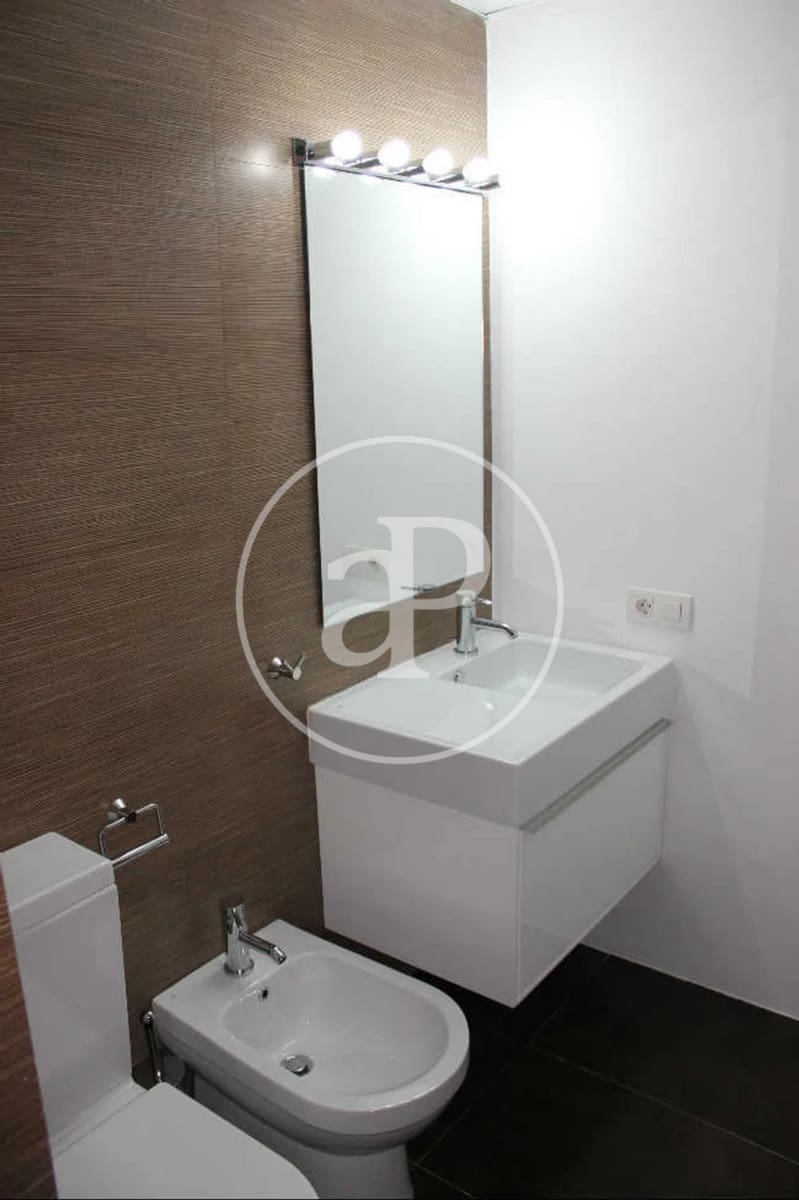 1 makuuhuone Huoneisto vuokrattavana paikassa Valencia kaupunki - 1 525 € (Ref: 9652096)