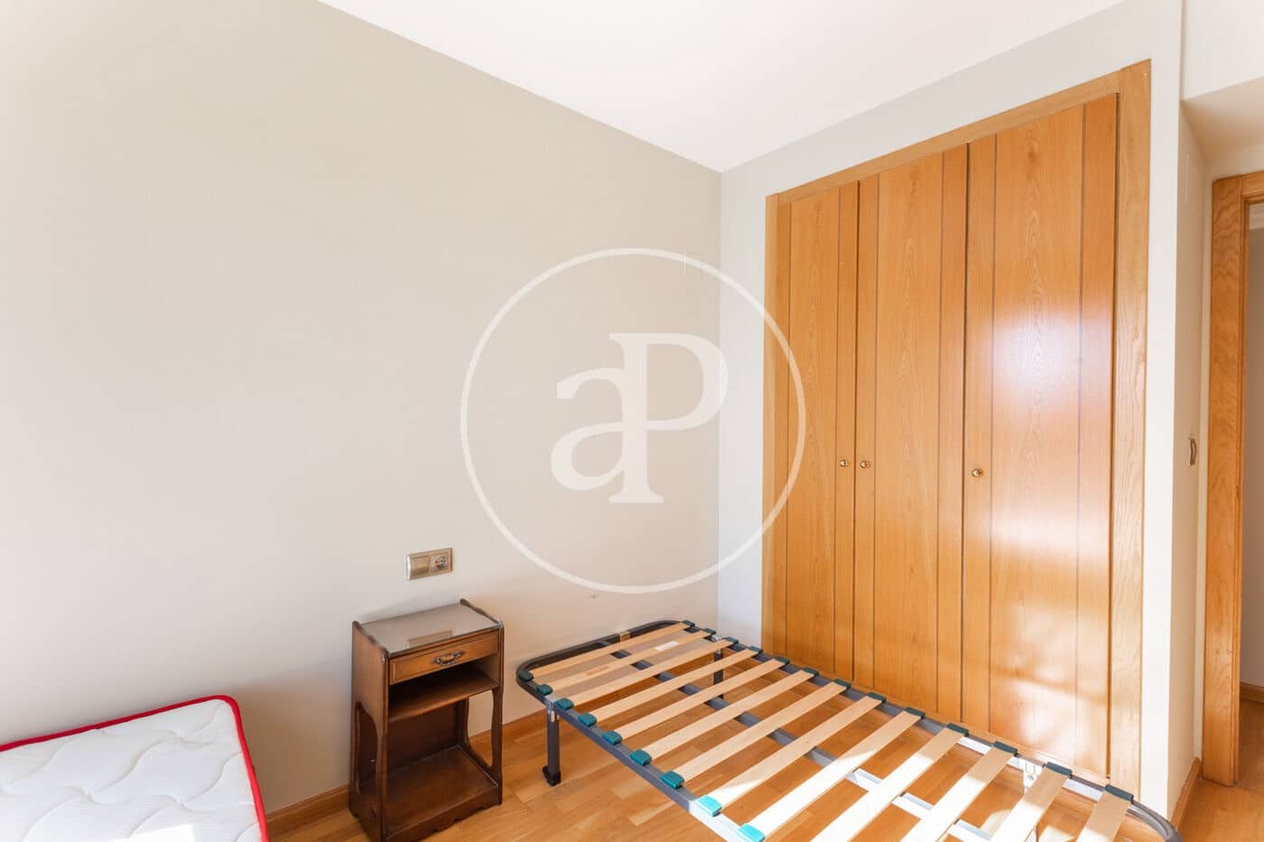 2 soverom Leilighet til leie i Valencia by med svømmebasseng - € 1 500 (Ref: 9652097)