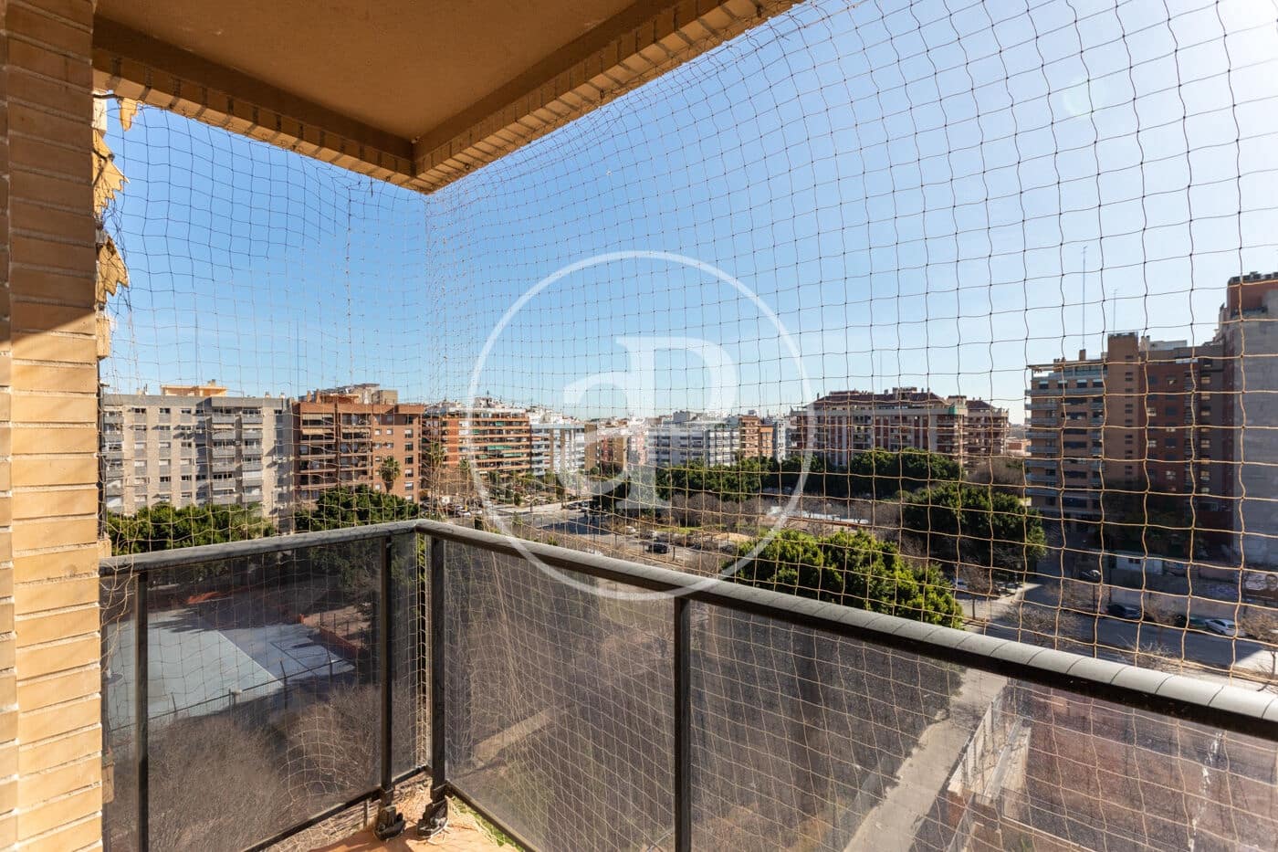 2 soverom Leilighet til leie i Valencia by med svømmebasseng - € 1 500 (Ref: 9652097)