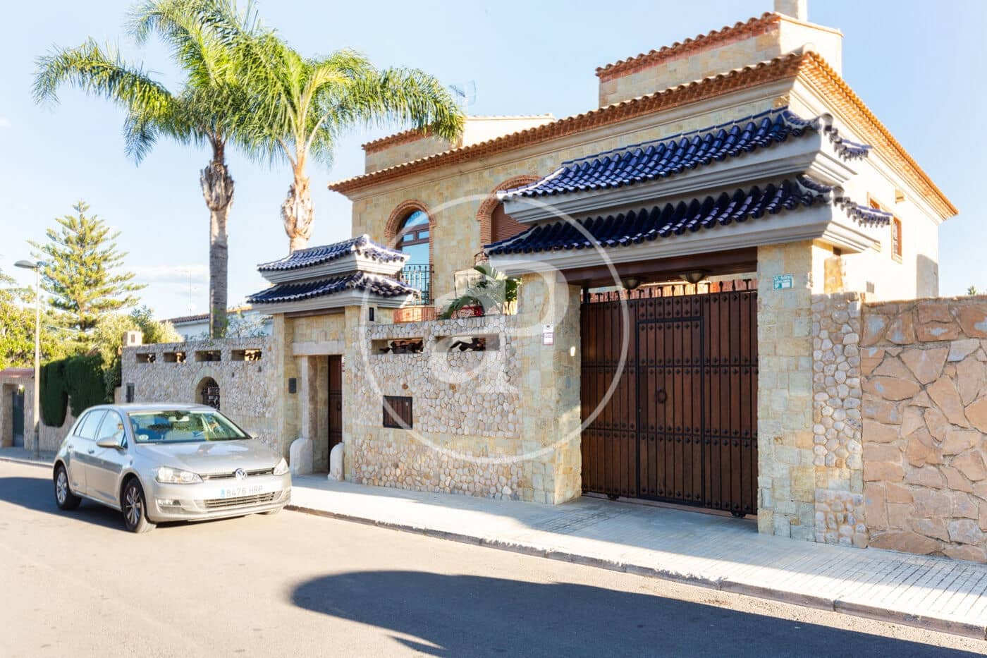 4 soverom Villa til leie i Alginet med svømmebasseng - € 4 500 (Ref: 9652098)