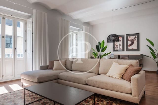 Appartement de 5 chambres à louer à La Gran Via, Valence ville - 3 500 € (Ref: 9659510)