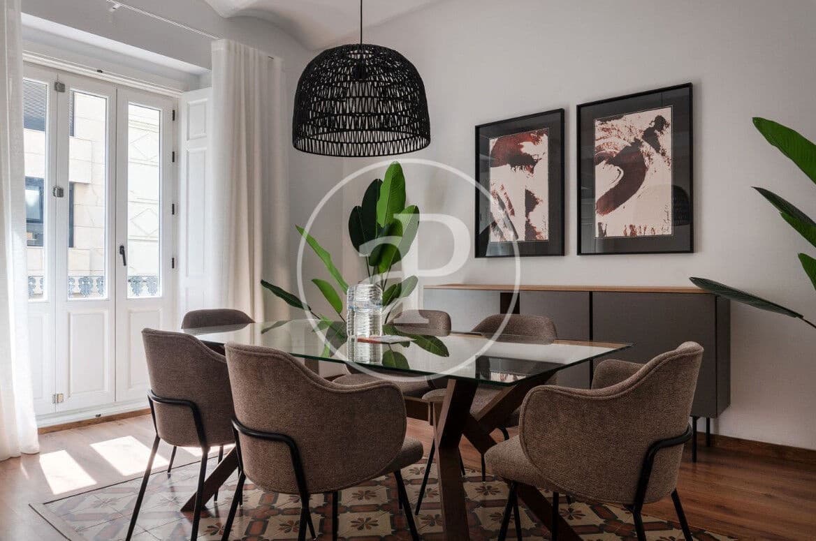 5 sypialnia Apartament do wynajęcia w Miasto Walencja - 3 500 € (Ref: 9659510)