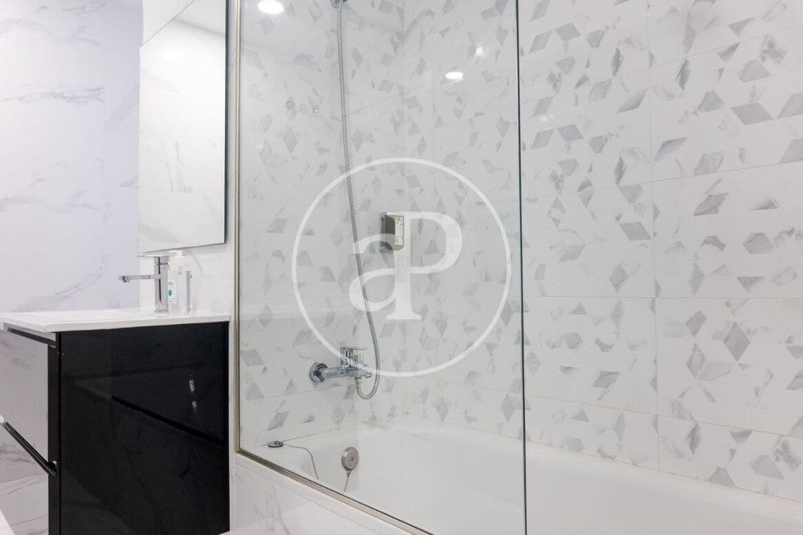 5 sypialnia Apartament do wynajęcia w Miasto Walencja - 3 500 € (Ref: 9659510)