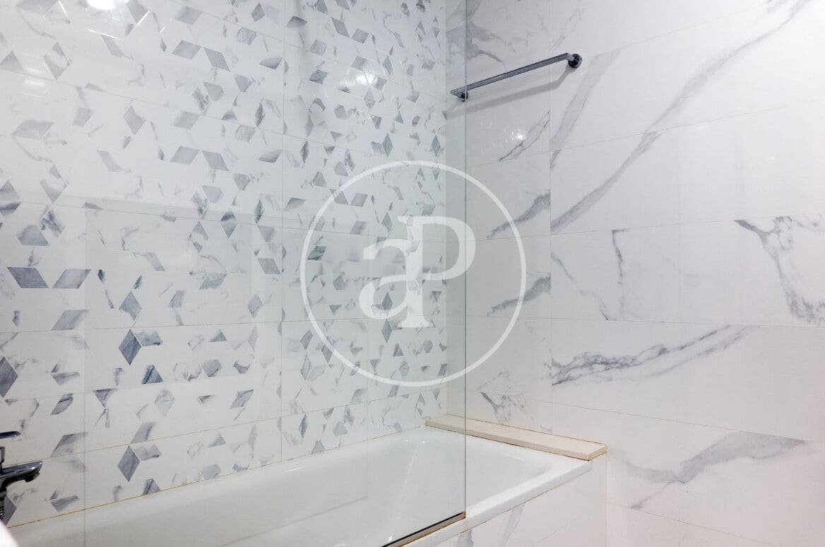 5 sypialnia Apartament do wynajęcia w Miasto Walencja - 3 500 € (Ref: 9659510)