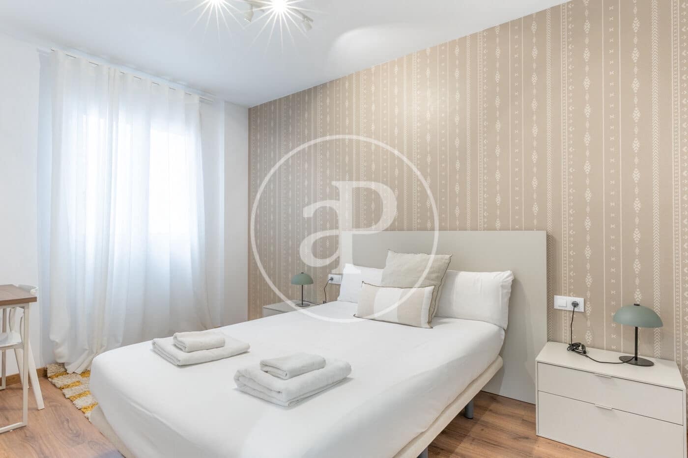 5 bedroom Apartment for rent in Valencia city - € 3,300 (Ref: 9659510)