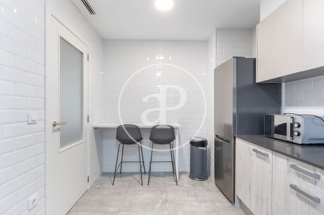 Apartamento de 5 habitaciones en La Gran Via, València ciudad en alquiler - 3.300 € (Ref: 9659510)
