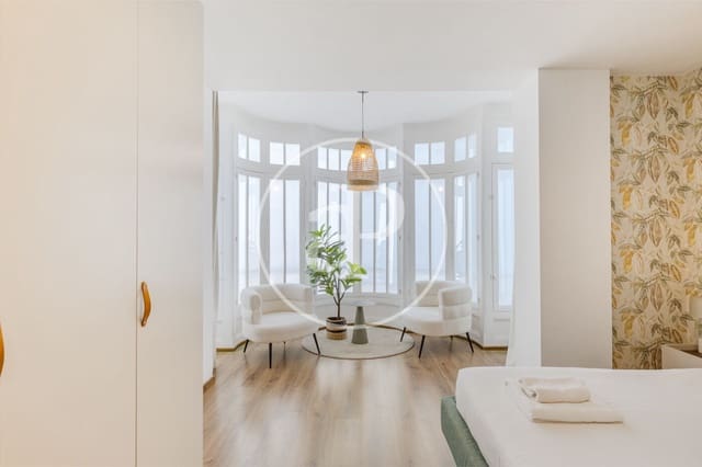 Apartamento de 5 habitaciones en La Gran Via, València ciudad en alquiler - 3.300 € (Ref: 9659510)