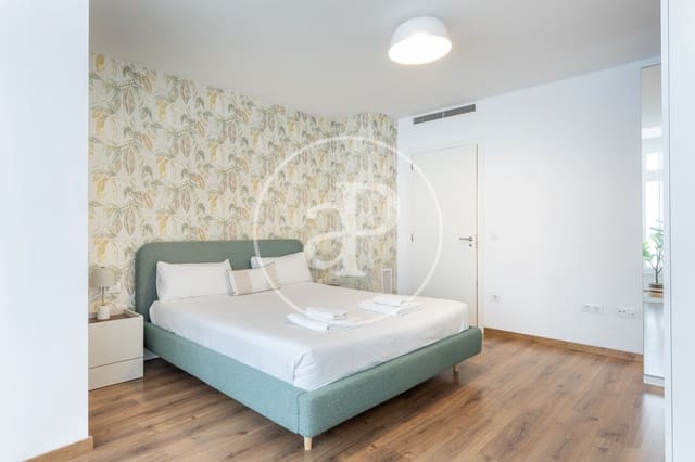 Apartamento de 5 habitaciones en La Gran Via, València ciudad en alquiler - 3.300 € (Ref: 9659510)