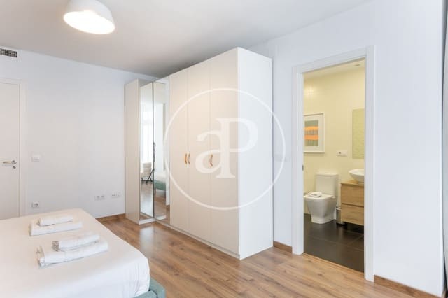 Apartamento de 5 habitaciones en La Gran Via, València ciudad en alquiler - 3.300 € (Ref: 9659510)