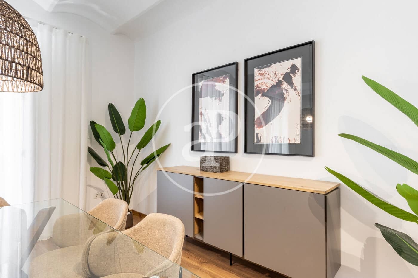 5 bedroom Apartment for rent in Valencia city - € 3,300 (Ref: 9659510)