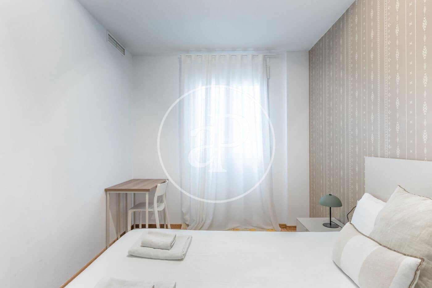 5 bedroom Apartment for rent in Valencia city - € 3,300 (Ref: 9659510)