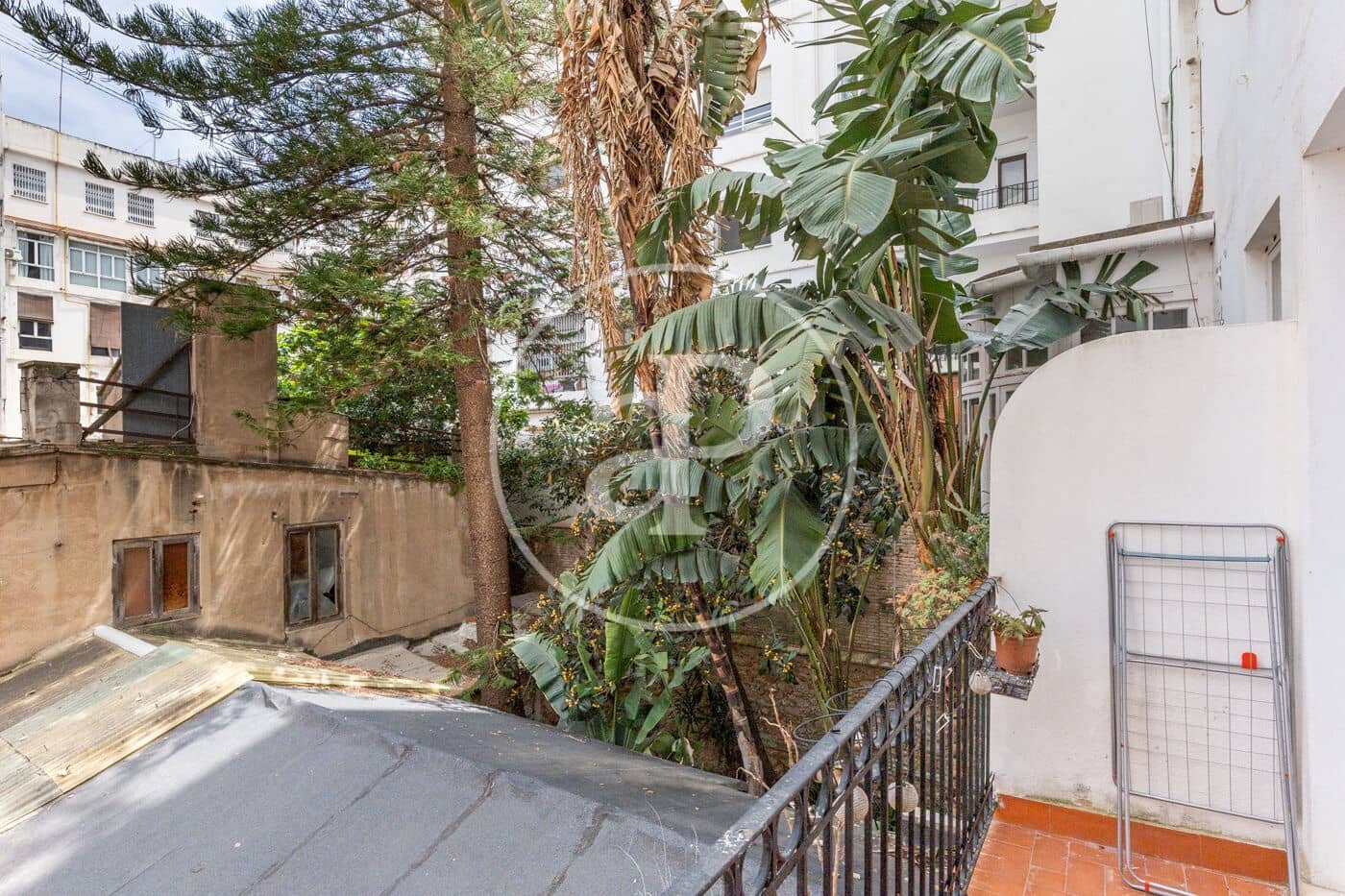 5 bedroom Apartment for rent in Valencia city - € 3,300 (Ref: 9659510)