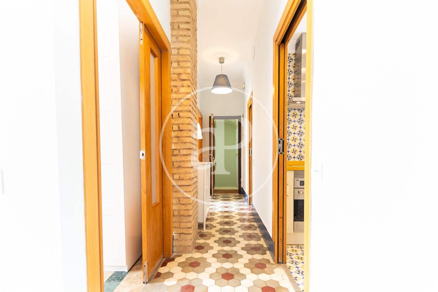 4 sovrum Lägenhet att hyra i Valencia stad - 2 000 € (Ref: 9666602)