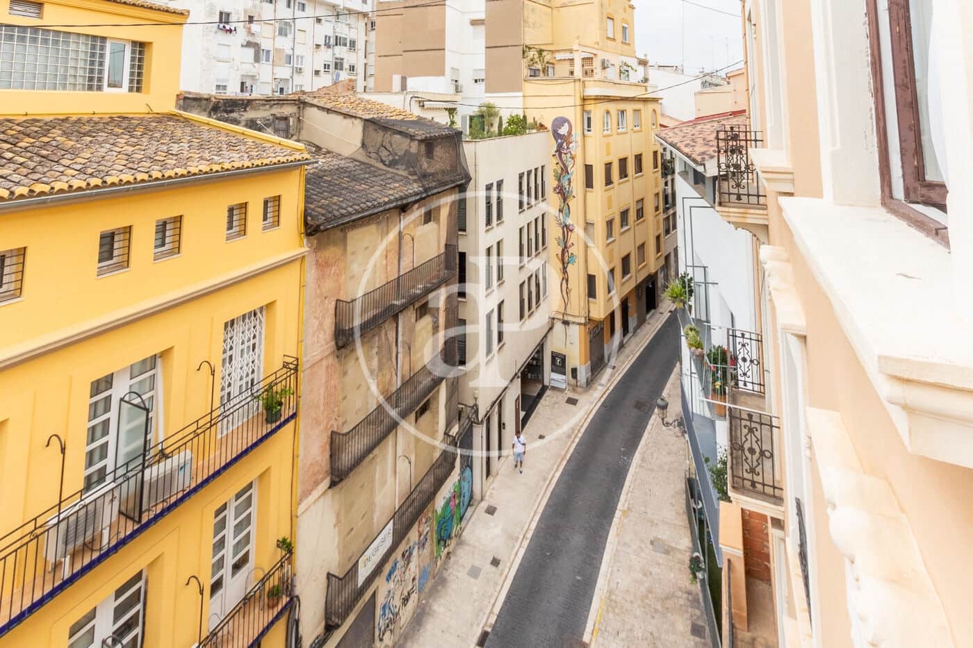 4 sovrum Lägenhet att hyra i Valencia stad - 2 000 € (Ref: 9666602)