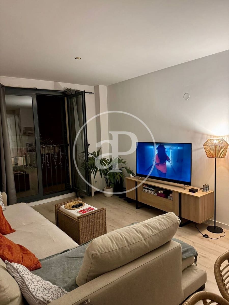 Apartamento de 2 habitaciones en València ciudad en alquiler - 1.850 € (Ref: 9666603)