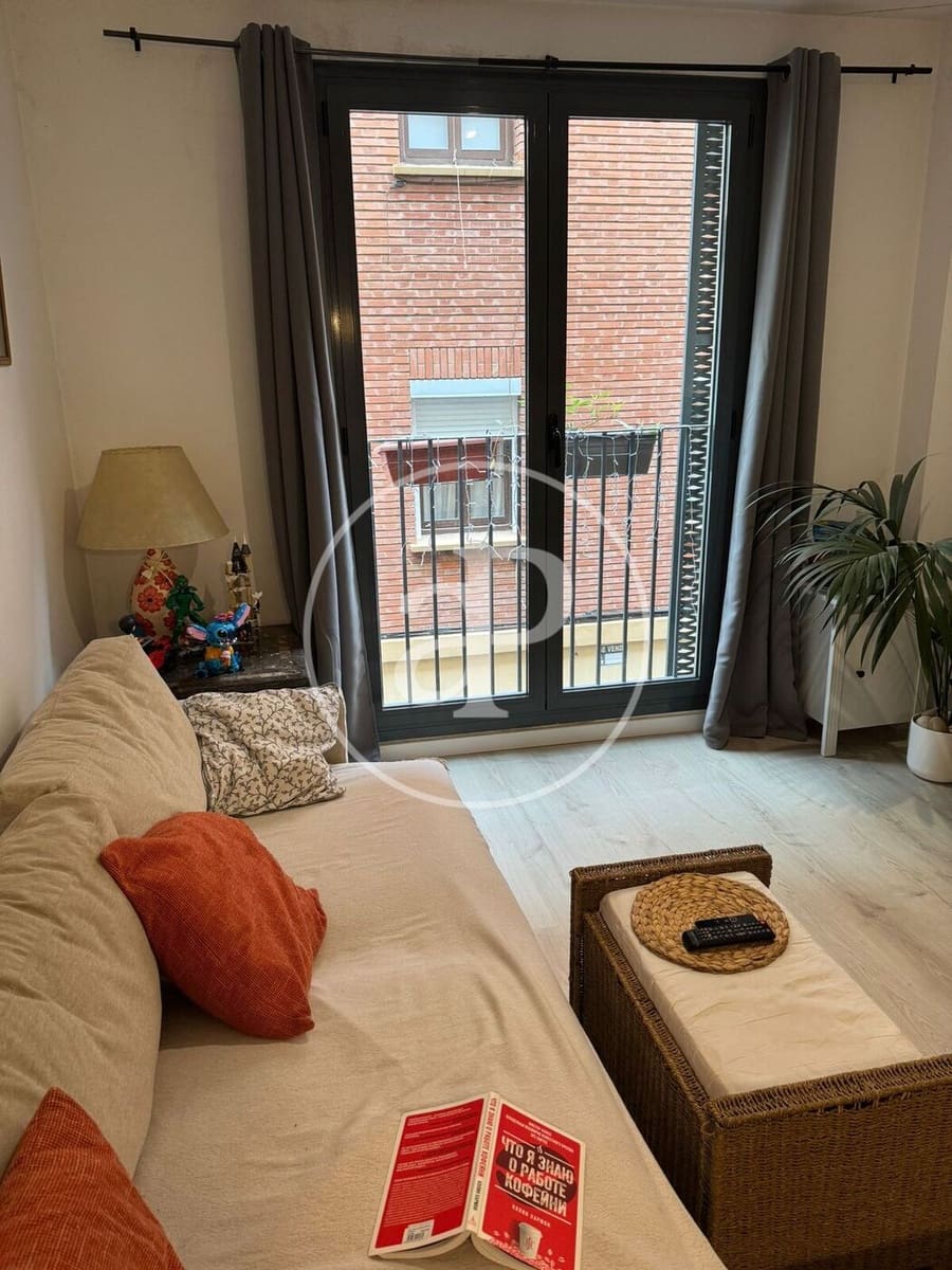 Apartamento de 2 habitaciones en València ciudad en alquiler - 1.850 € (Ref: 9666603)