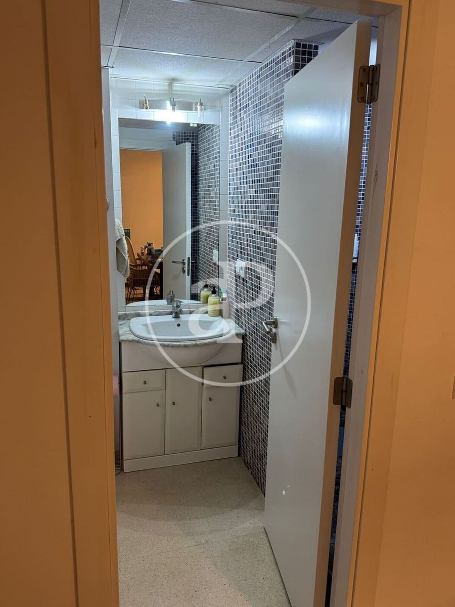 Apartamento de 2 habitaciones en València ciudad en alquiler - 1.850 € (Ref: 9666603)