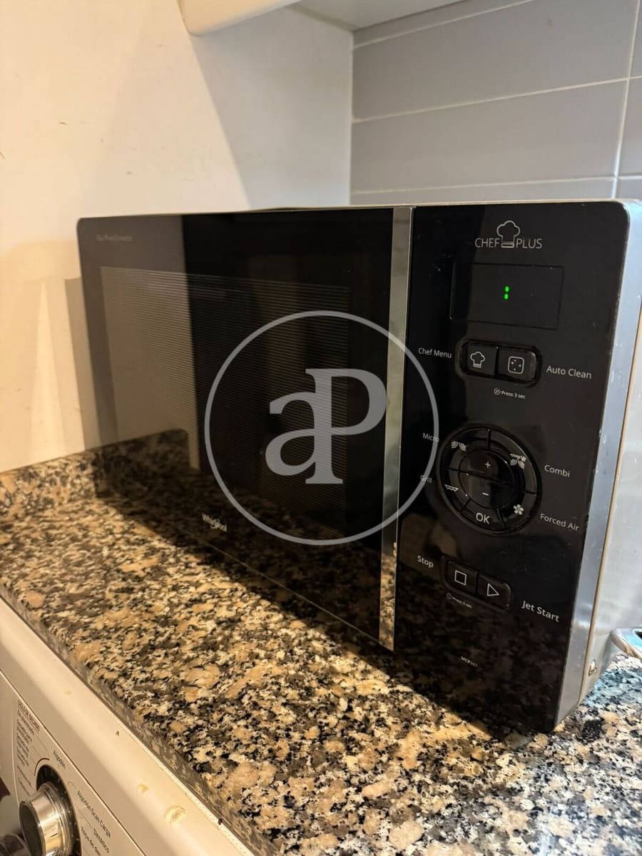 Apartamento de 2 habitaciones en València ciudad en alquiler - 1.850 € (Ref: 9666603)