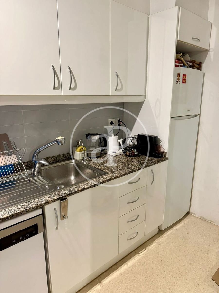 Apartamento de 2 habitaciones en València ciudad en alquiler - 1.850 € (Ref: 9666603)