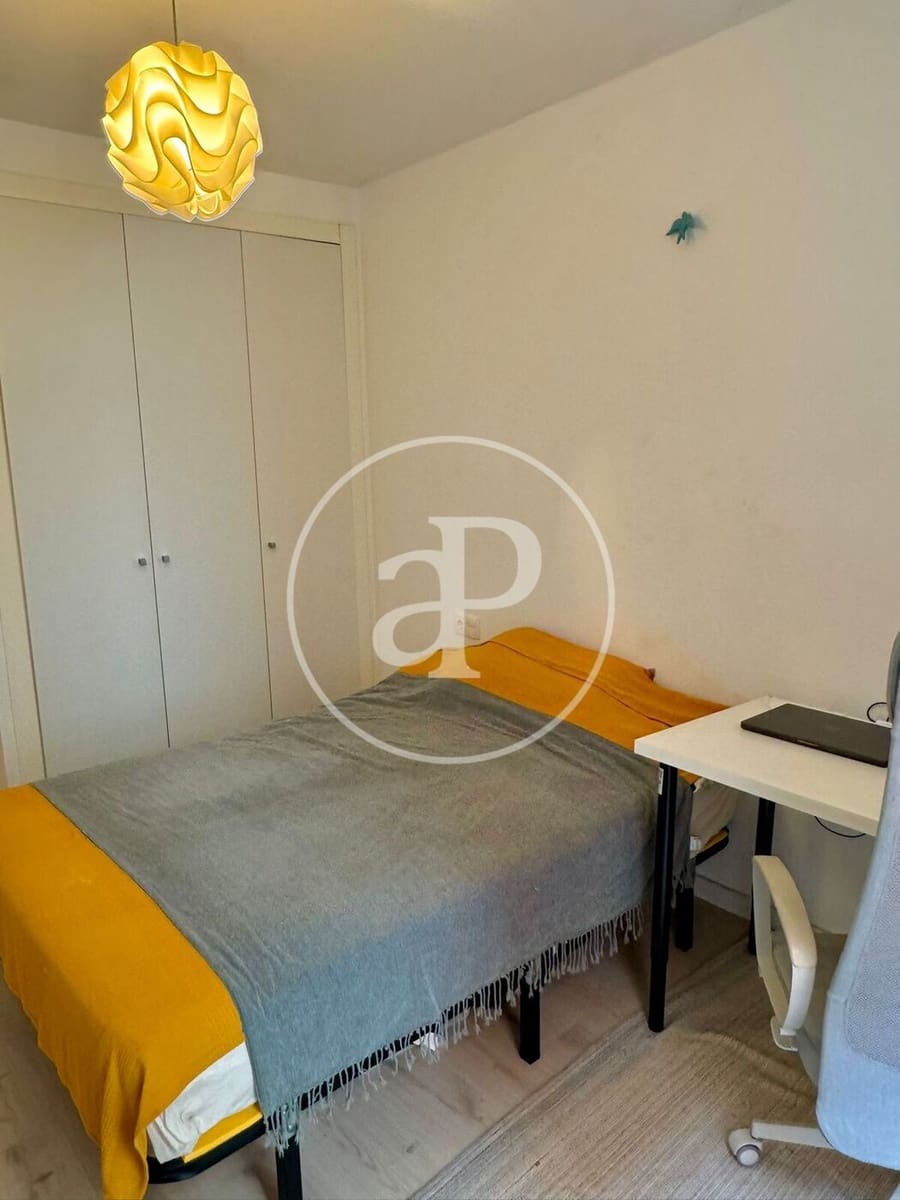 Apartamento de 2 habitaciones en València ciudad en alquiler - 1.850 € (Ref: 9666603)