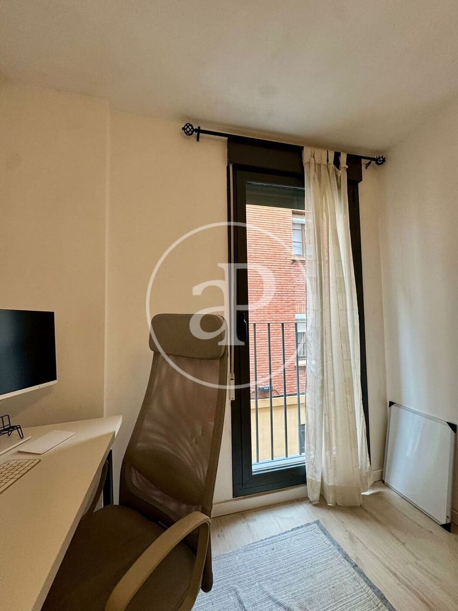 Apartamento de 2 habitaciones en València ciudad en alquiler - 1.850 € (Ref: 9666603)