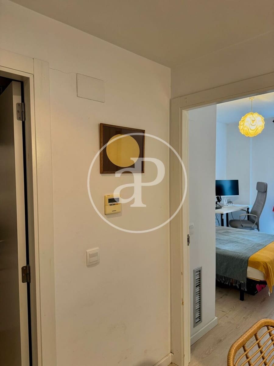 Apartamento de 2 habitaciones en València ciudad en alquiler - 1.850 € (Ref: 9666603)