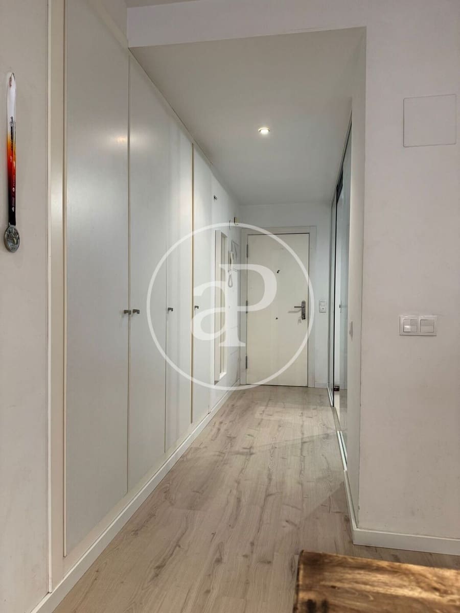 Apartamento de 2 habitaciones en València ciudad en alquiler - 1.850 € (Ref: 9666603)