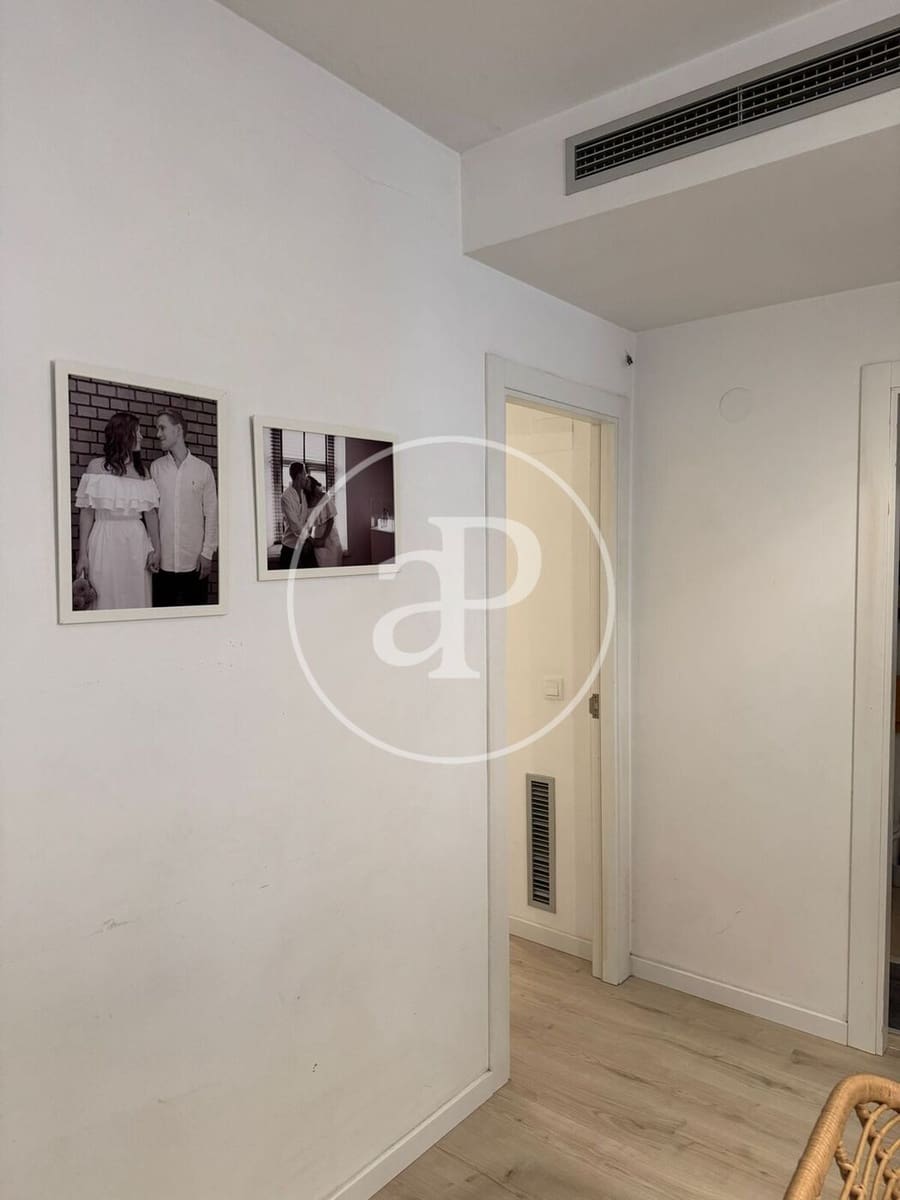 Apartamento de 2 habitaciones en València ciudad en alquiler - 1.850 € (Ref: 9666603)