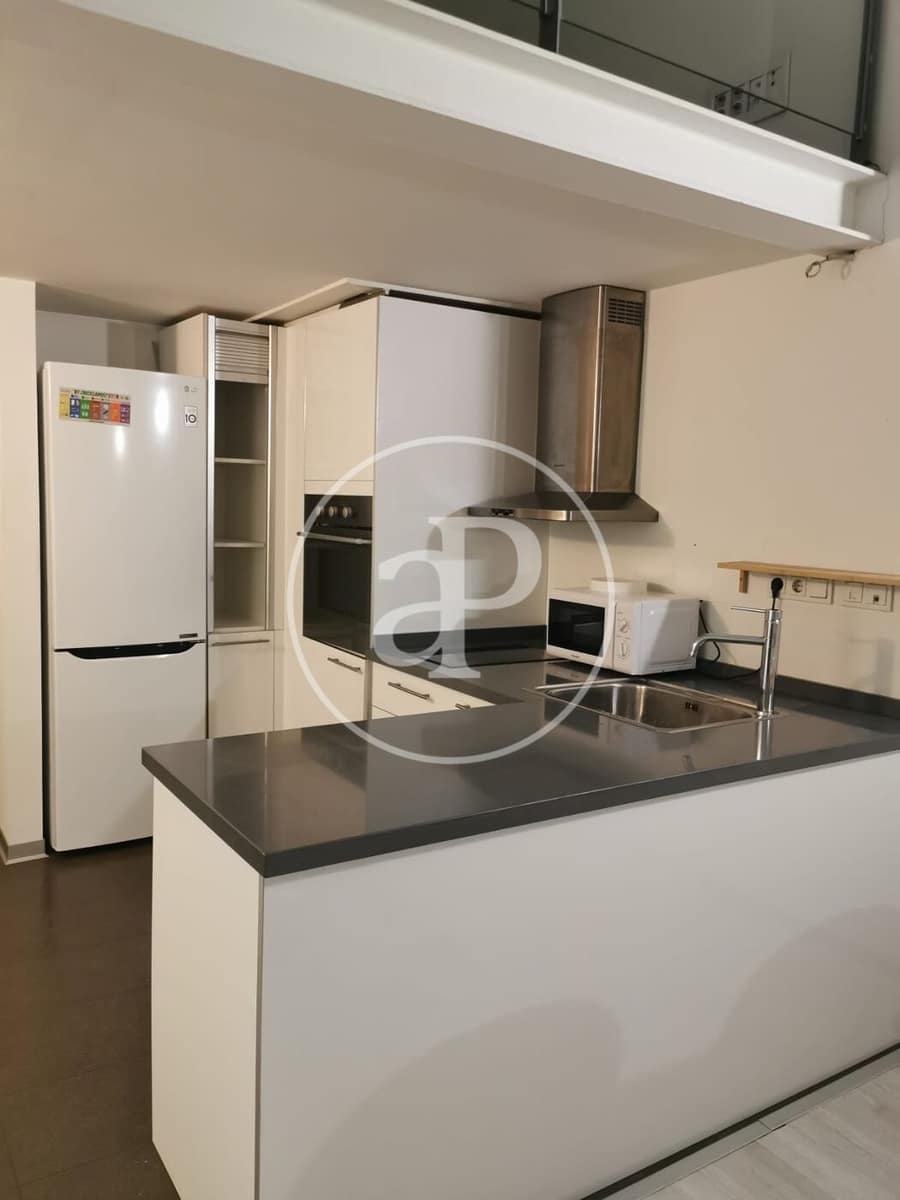 1 bedroom Villa for rent in Valencia city - € 1,150 (Ref: 9674310)