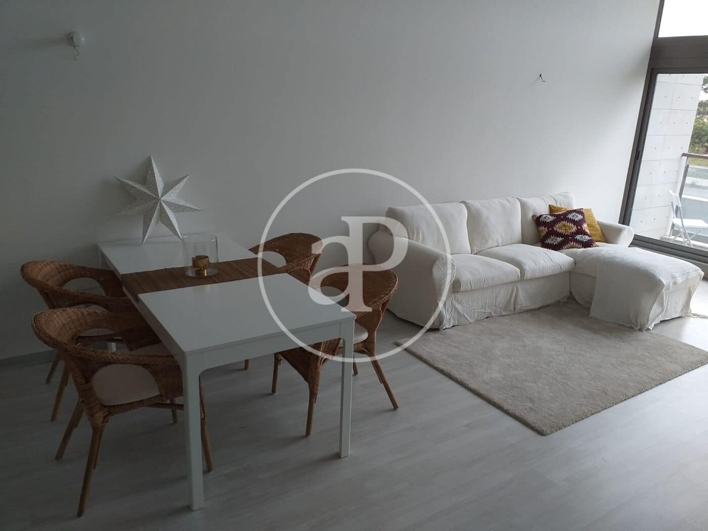 1 bedroom Villa for rent in Valencia city - € 1,150 (Ref: 9674310)
