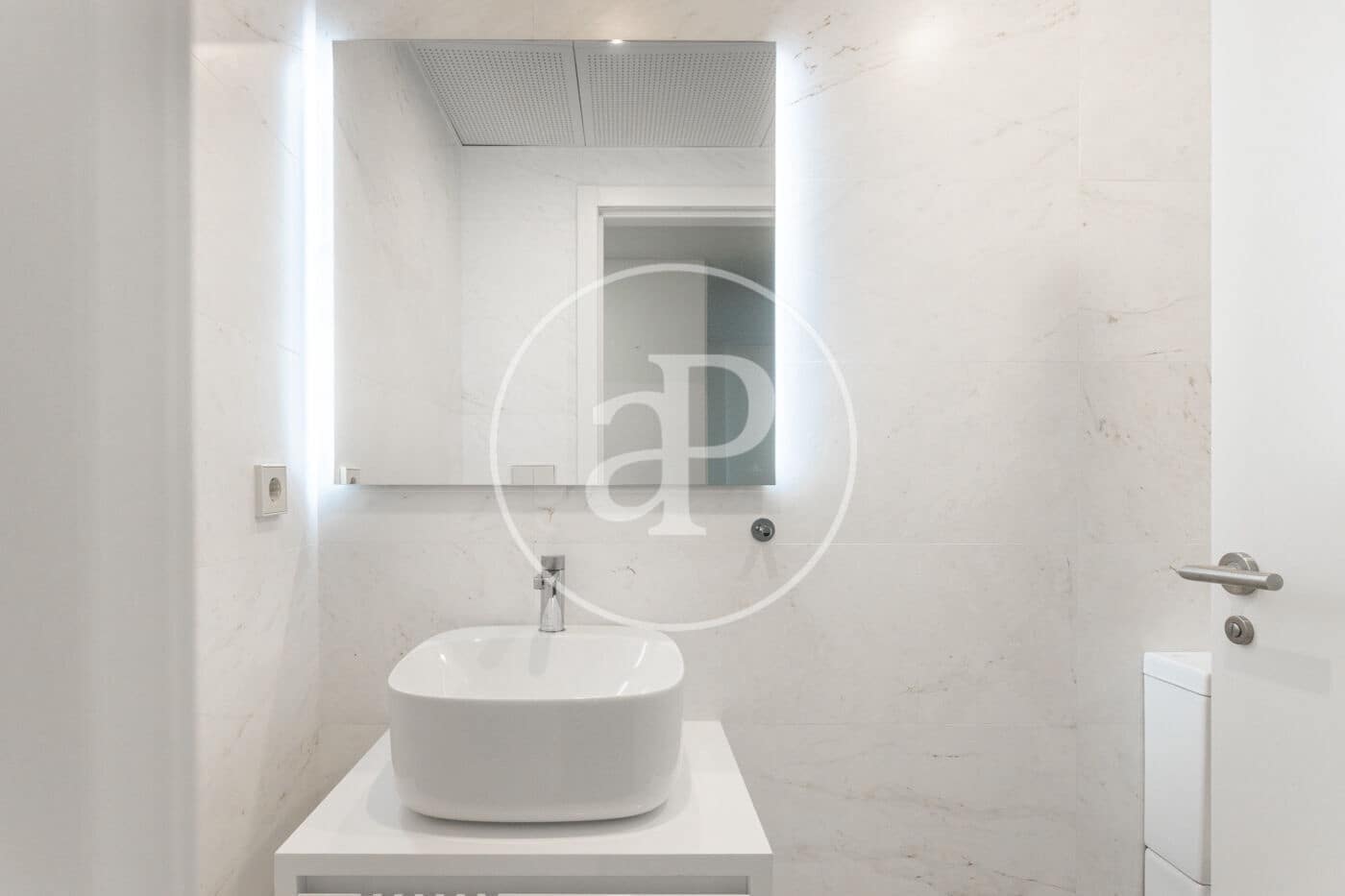 3 Zimmer Apartment zu vermieten in Valencia Stadt mit Pool - 4.600 € (Ref: 9674311)