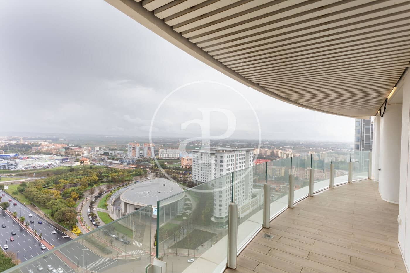 3 Zimmer Apartment zu vermieten in Valencia Stadt mit Pool - 4.600 € (Ref: 9674311)