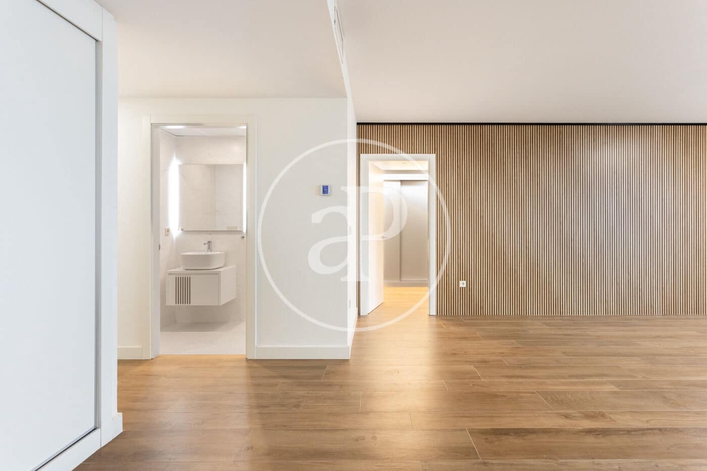 3 Zimmer Apartment zu vermieten in Valencia Stadt mit Pool - 4.600 € (Ref: 9674311)